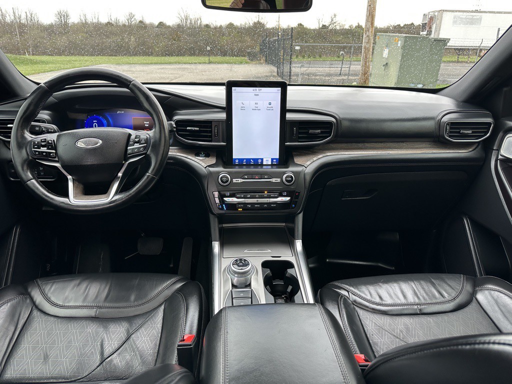 2020 Ford Explorer Image 8