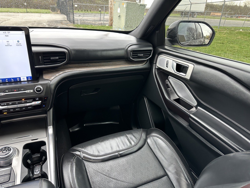 2020 Ford Explorer Image 9