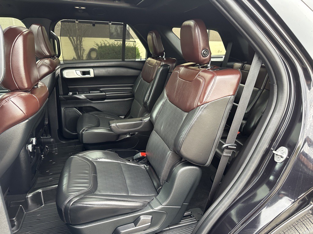 2020 Ford Explorer Image 13
