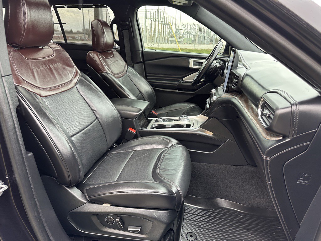 2020 Ford Explorer Image 17