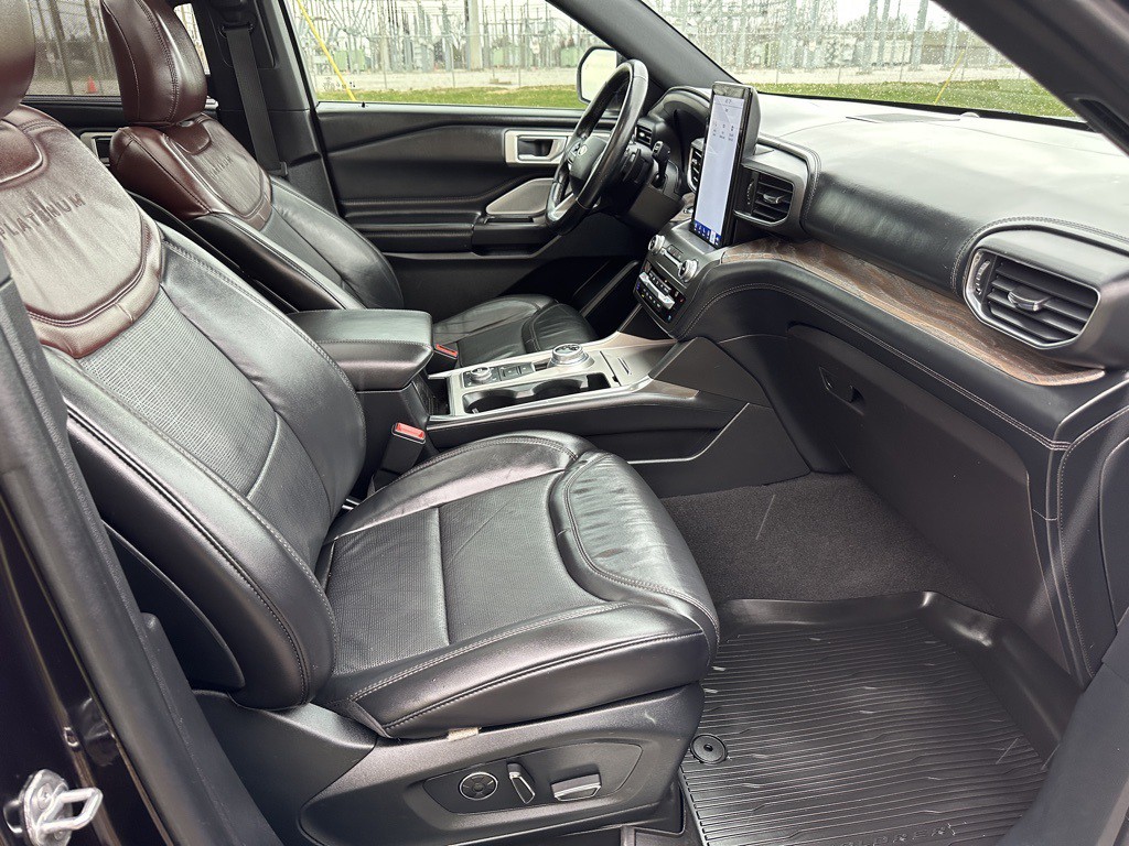2020 Ford Explorer Image 18