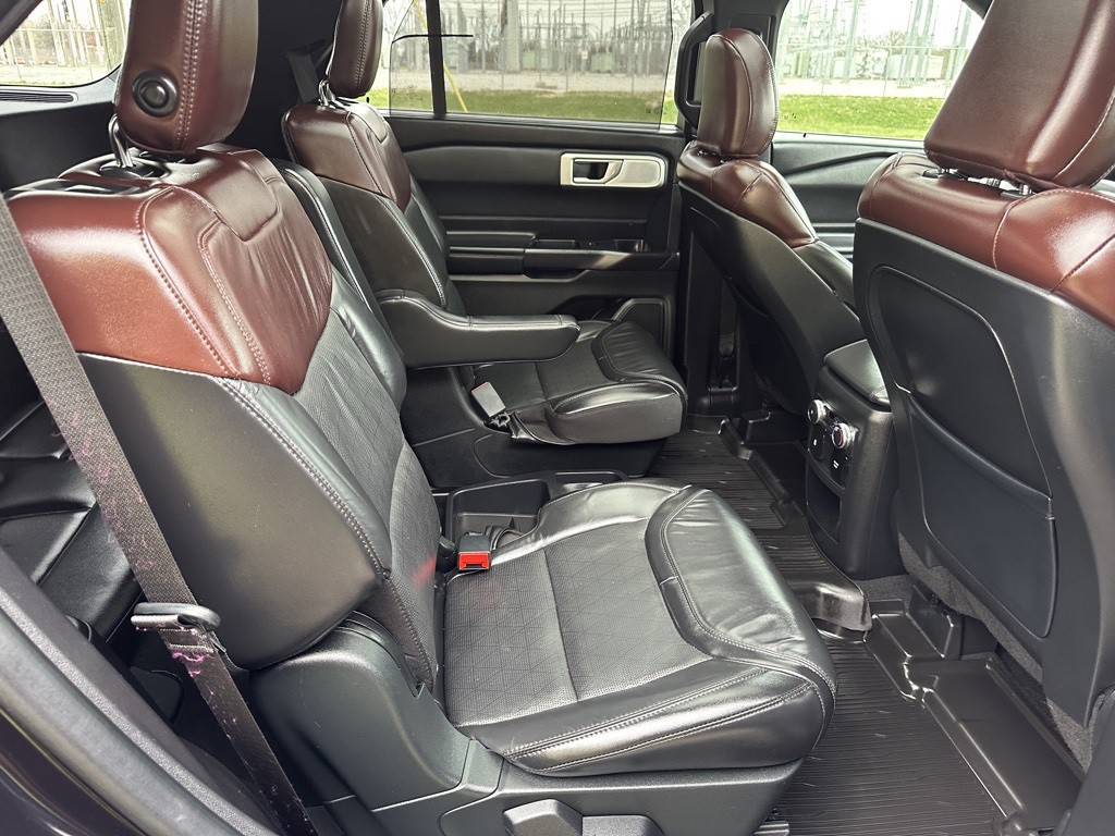 2020 Ford Explorer Image 20