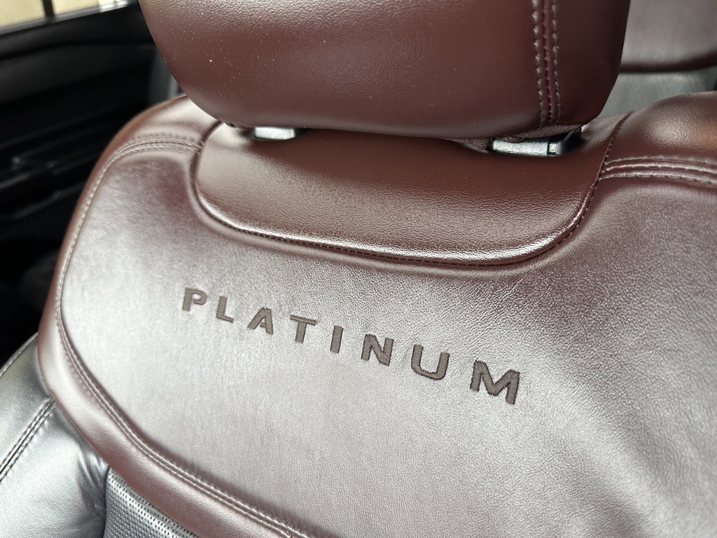 2020 Ford Explorer Image 21