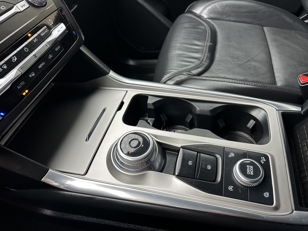 2020 Ford Explorer Image 41