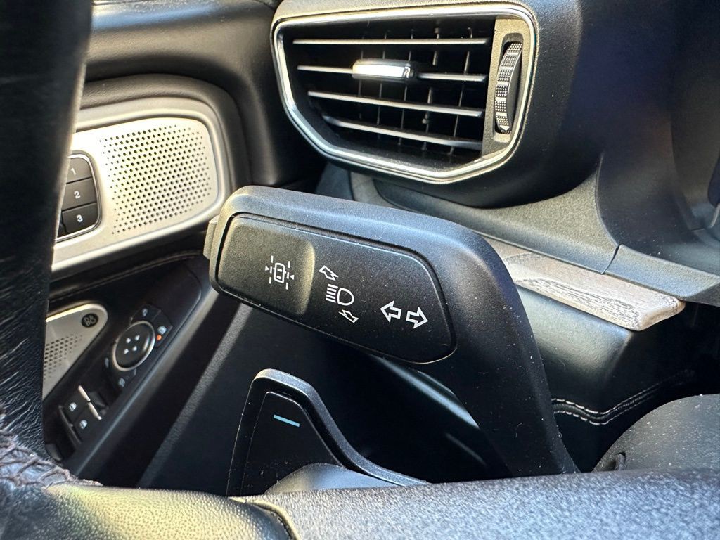 2020 Ford Explorer Image 22