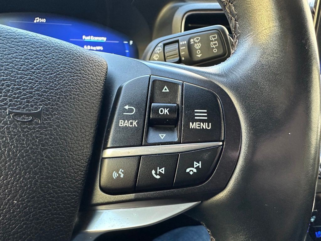 2020 Ford Explorer Image 24