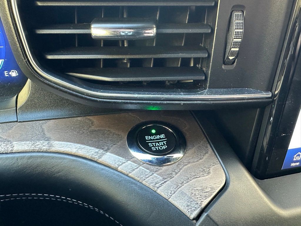 2020 Ford Explorer Image 26