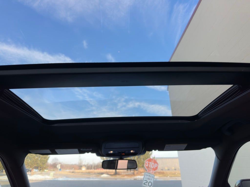 2020 Ford Explorer Image 44