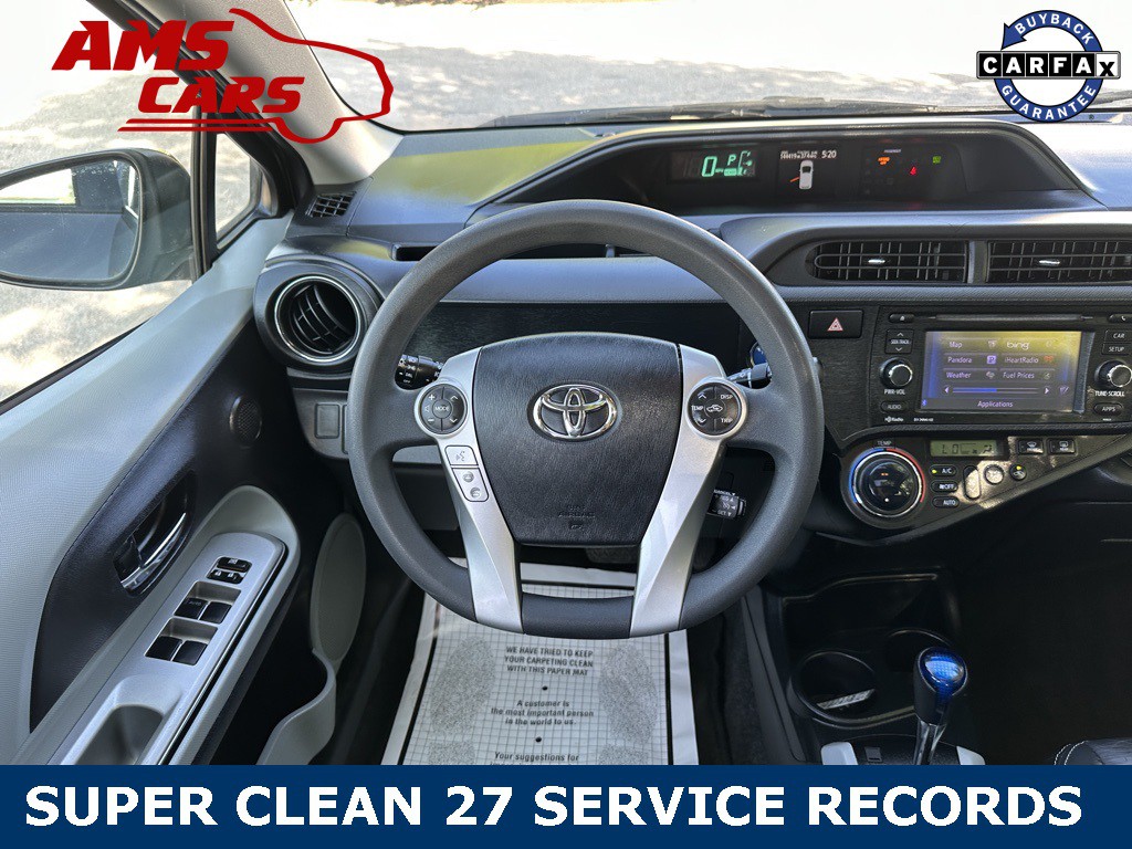 2012 Toyota Prius Image 7