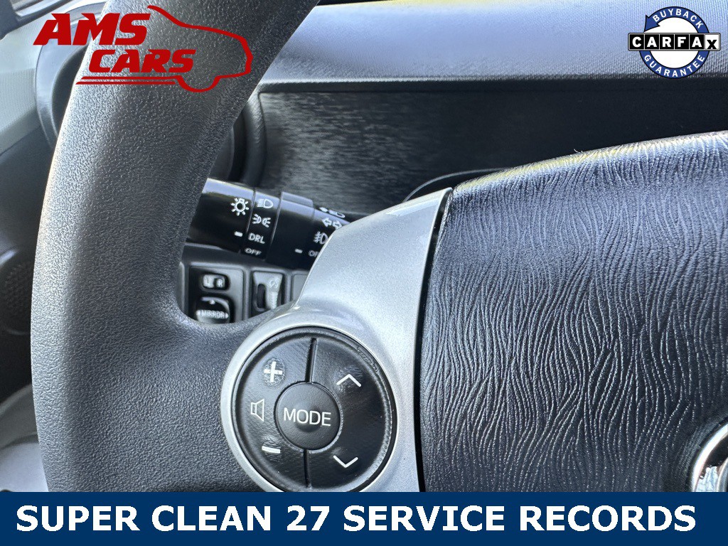 2012 Toyota Prius Image 24