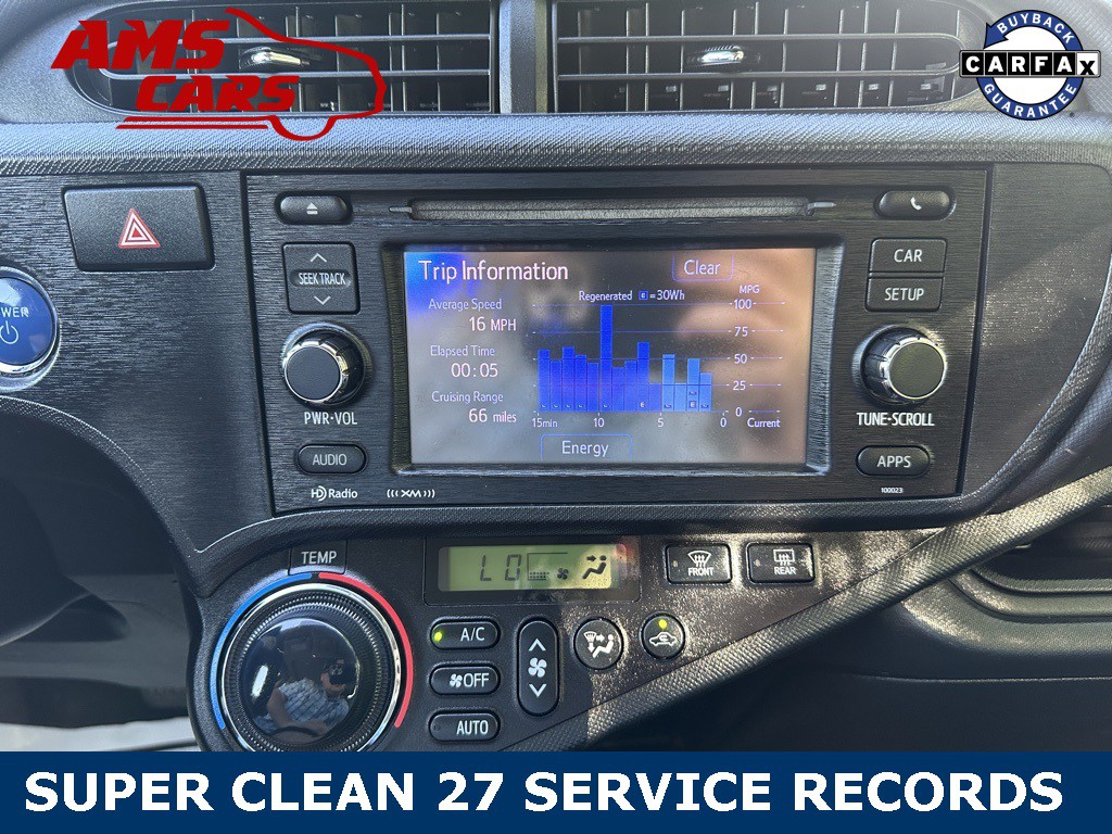 2012 Toyota Prius Image 28