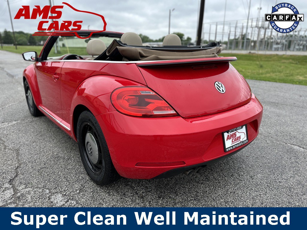 2013 Volkswagen Beetle Image 6