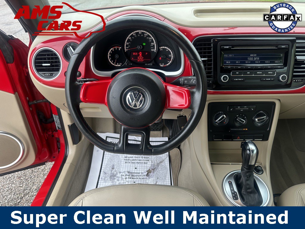 2013 Volkswagen Beetle Image 15