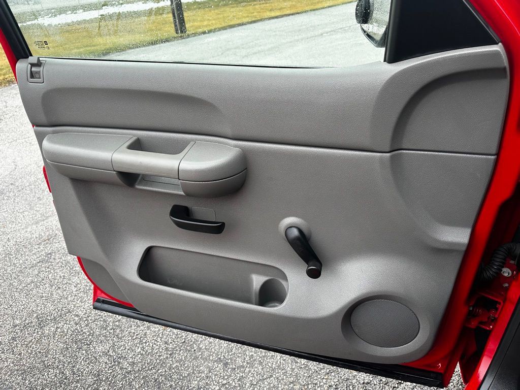 2007 Chevrolet Silverado 1500 Image 25