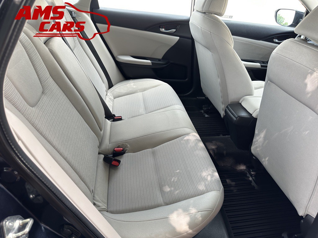 2020 Honda Insight Image 16