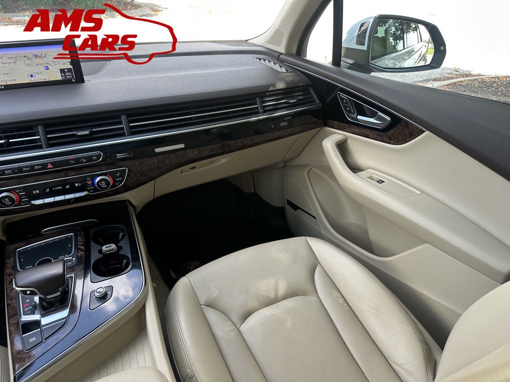 2018 Audi Q7 Image 10