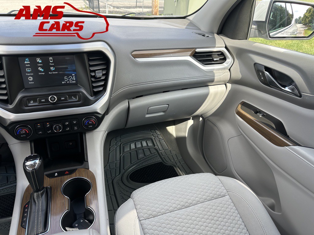 2019 GMC Acadia Image 9
