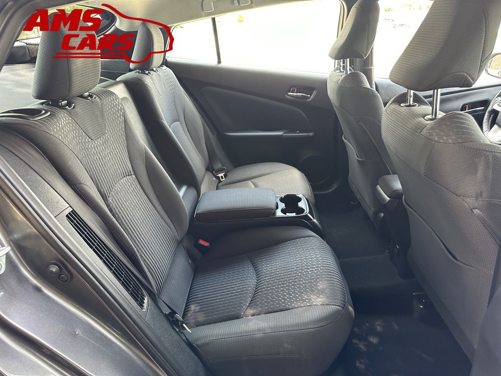 2017 Toyota Prius Image 16