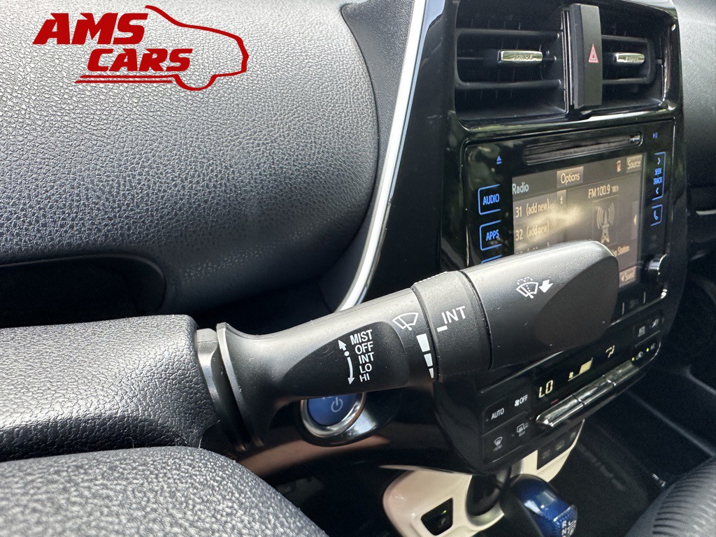 2017 Toyota Prius Image 25