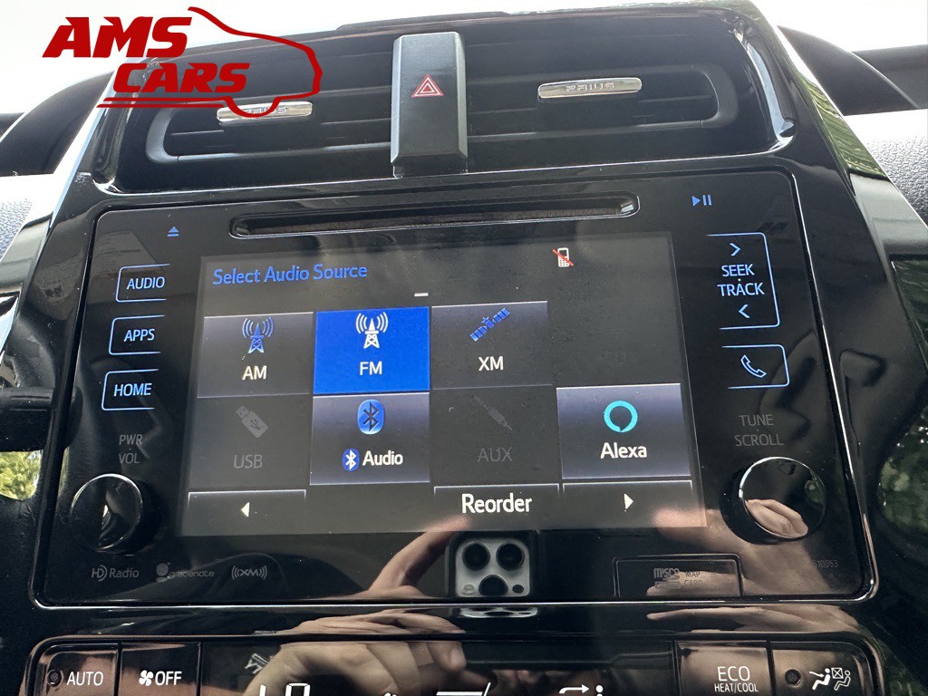 2017 Toyota Prius Image 32