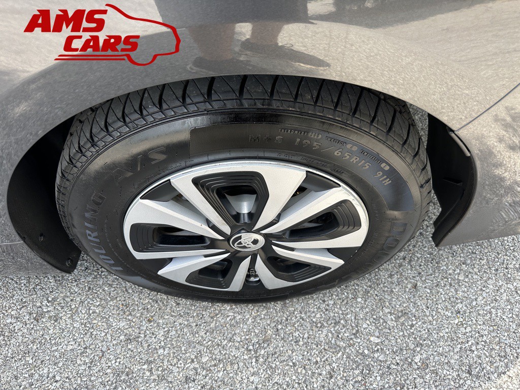 2017 Toyota Prius Image 51