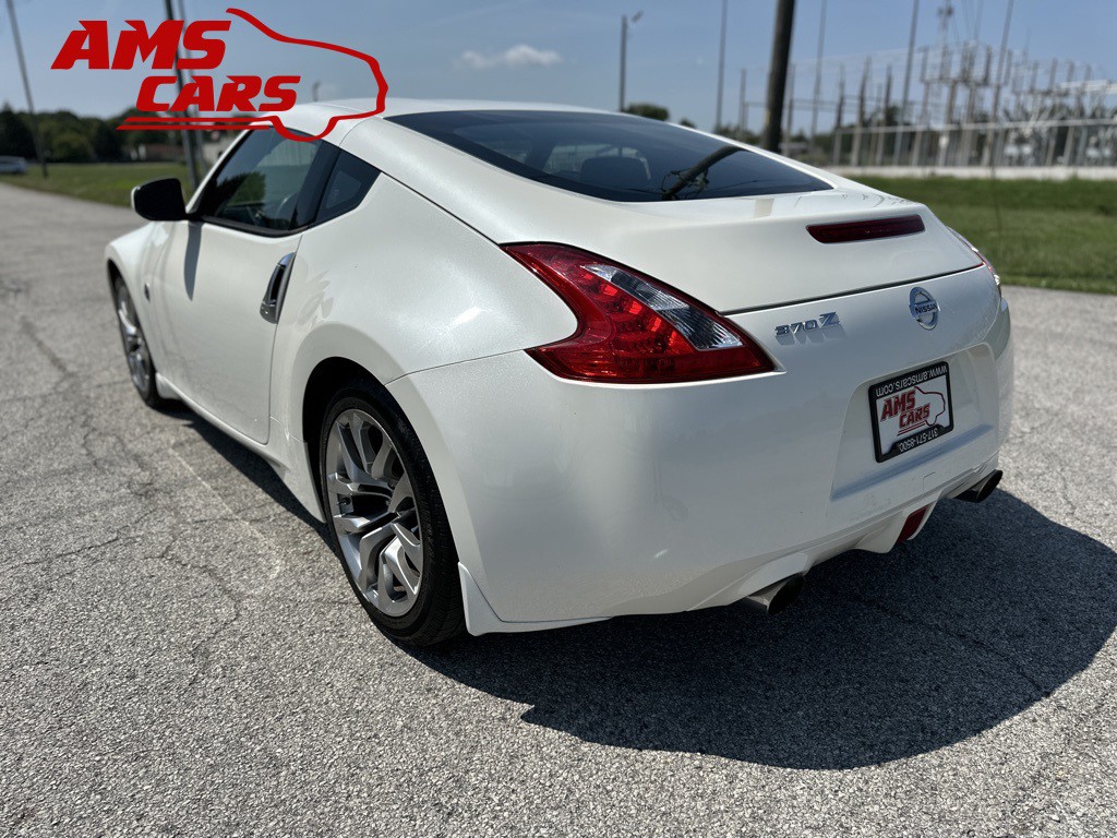 2014 Nissan 370Z Image 7