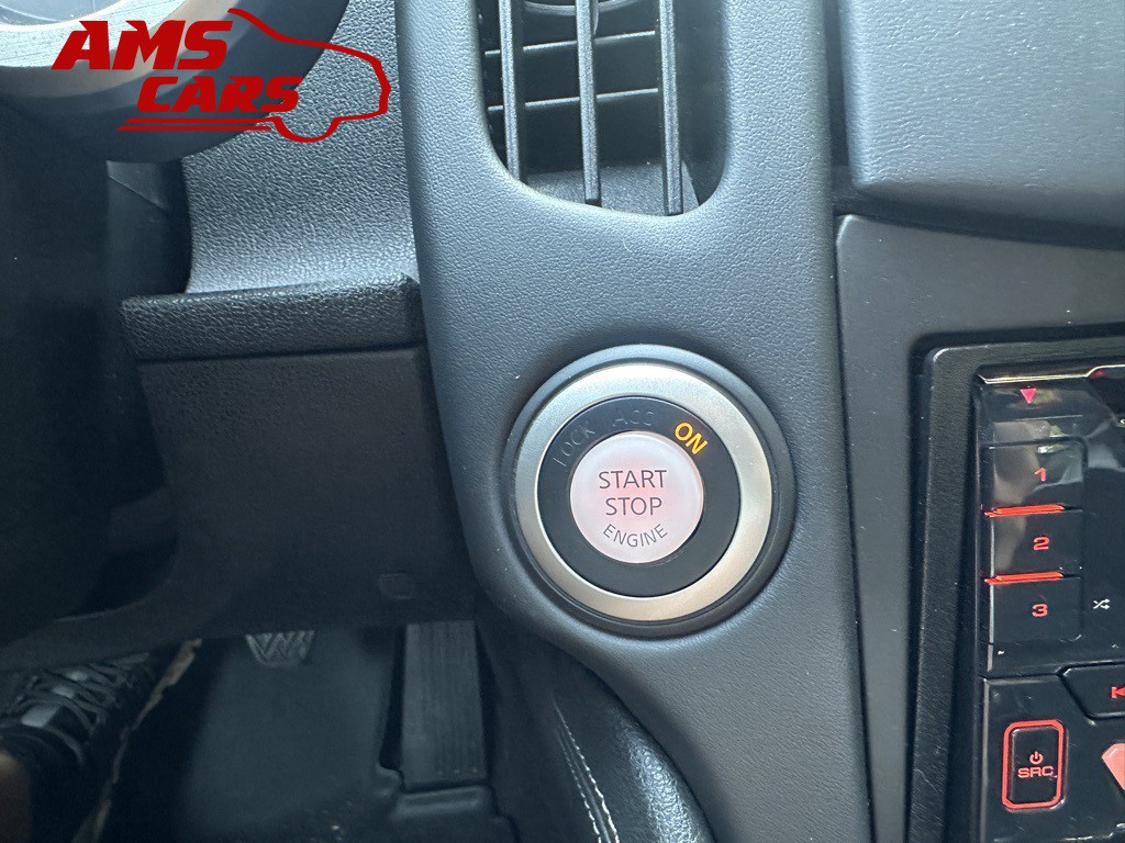 2014 Nissan 370Z Image 20