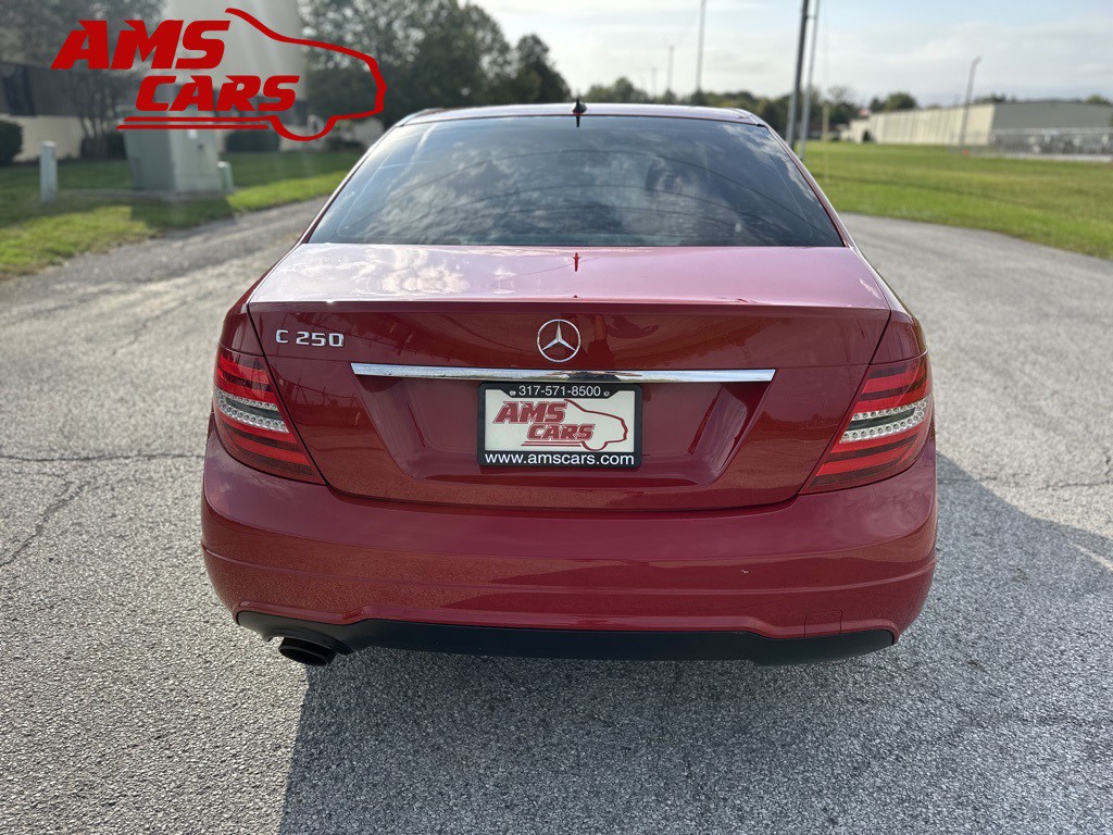2014 Mercedes-Benz C-Class Image 6