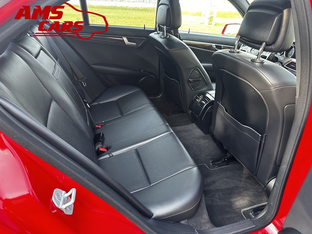 2014 Mercedes-Benz C-Class Image 16