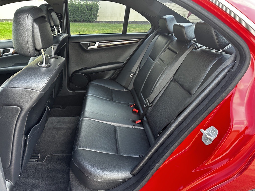2014 Mercedes-Benz C-Class Image 14