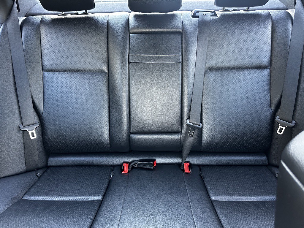 2014 Mercedes-Benz C-Class Image 15