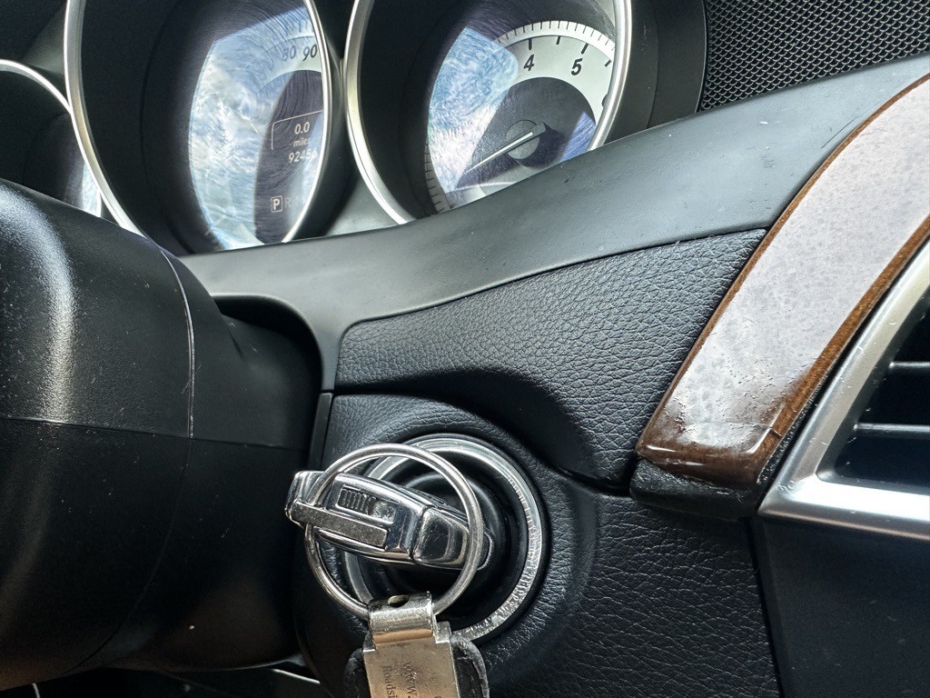 2014 Mercedes-Benz C-Class Image 25