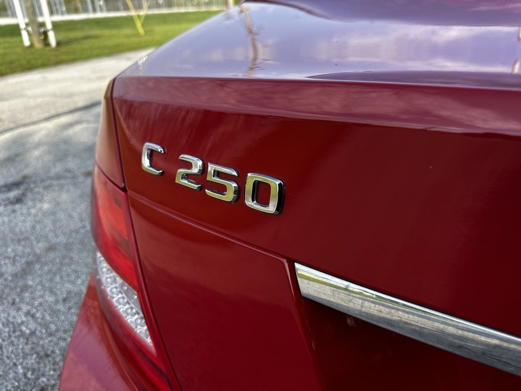 2014 Mercedes-Benz C-Class Image 37