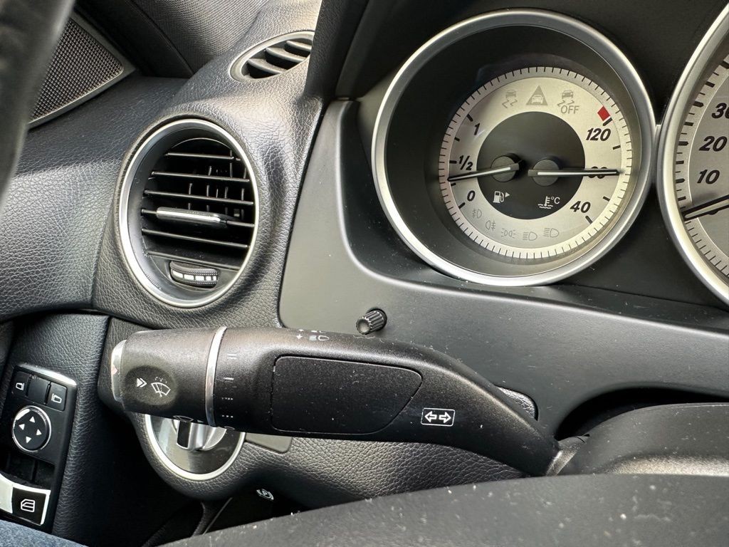 2014 Mercedes-Benz C-Class Image 19