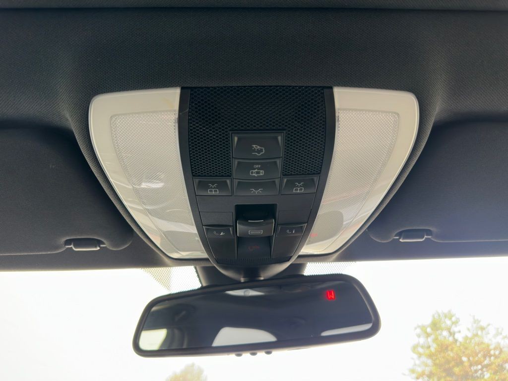 2014 Mercedes-Benz C-Class Image 25