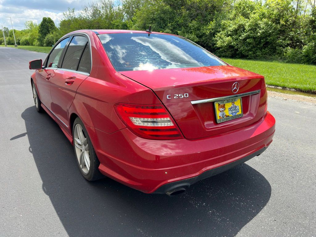 2014 Mercedes-Benz C-Class Image 6
