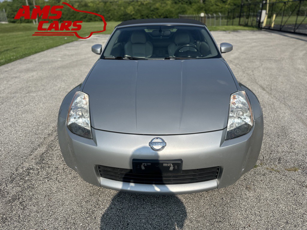 2005 Nissan 350Z Image 9