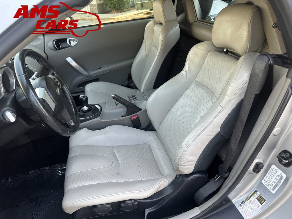 2005 Nissan 350Z Image 16