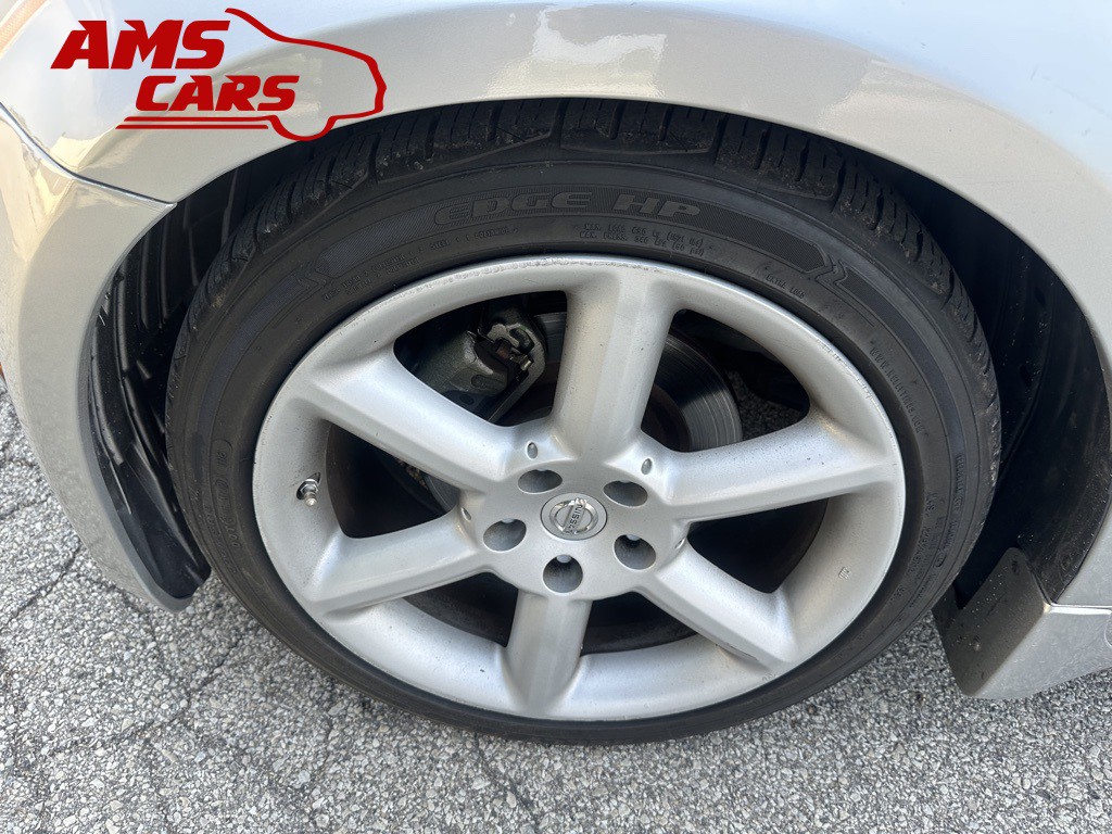 2005 Nissan 350Z Image 30