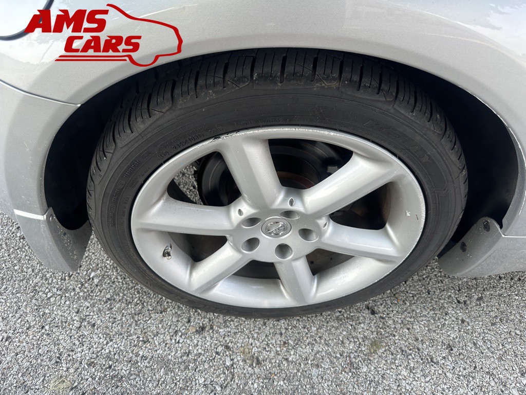 2005 Nissan 350Z Image 32