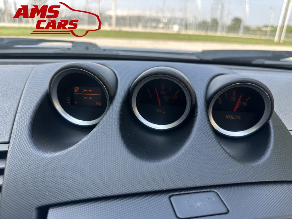 2005 Nissan 350Z Image 36