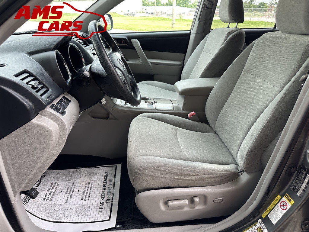 2013 Toyota Highlander Image 11