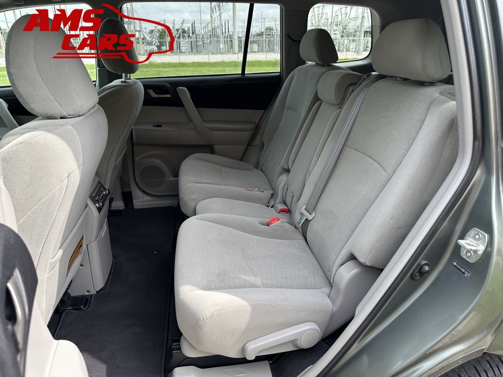 2013 Toyota Highlander Image 13
