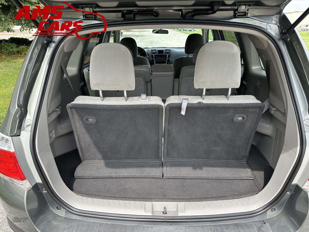 2013 Toyota Highlander Image 16