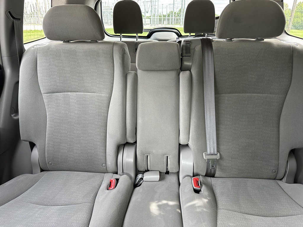 2013 Toyota Highlander Image 14