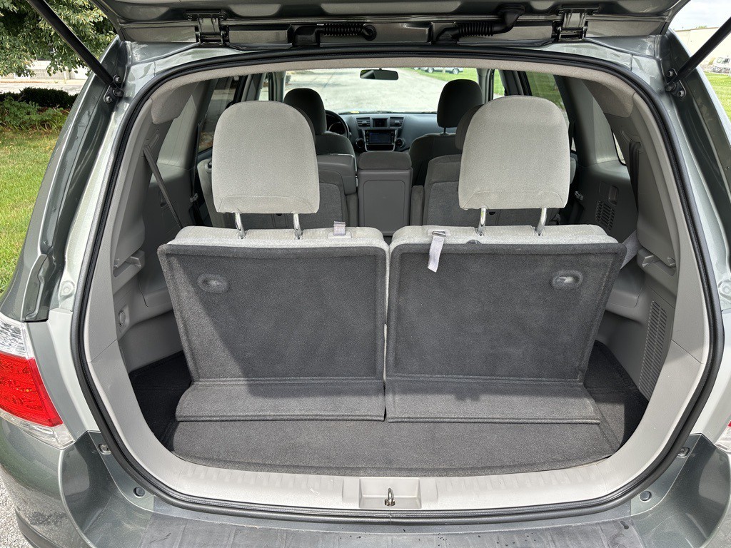 2013 Toyota Highlander Image 16