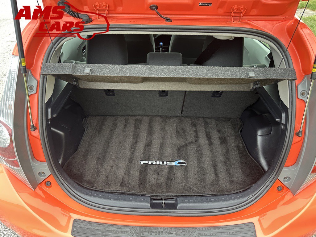 2012 Toyota Prius Image 42