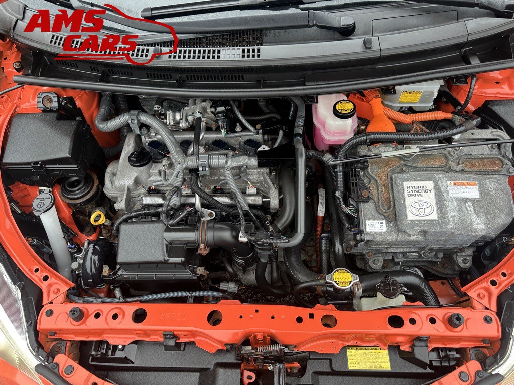 2012 Toyota Prius Image 44