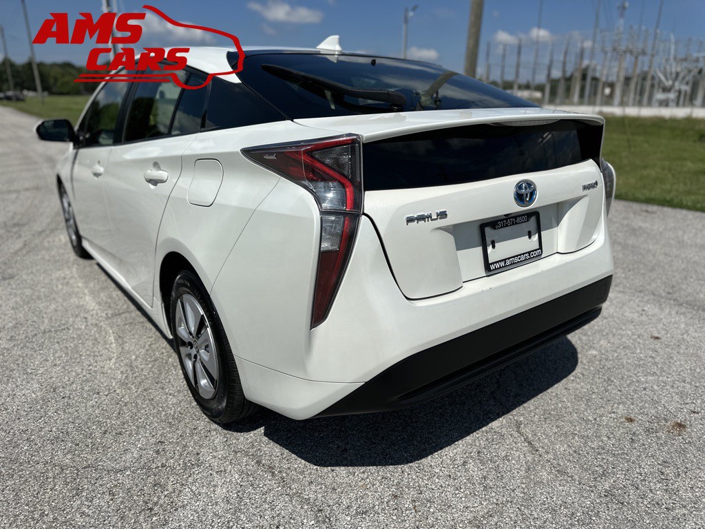 2017 Toyota Prius Image 6