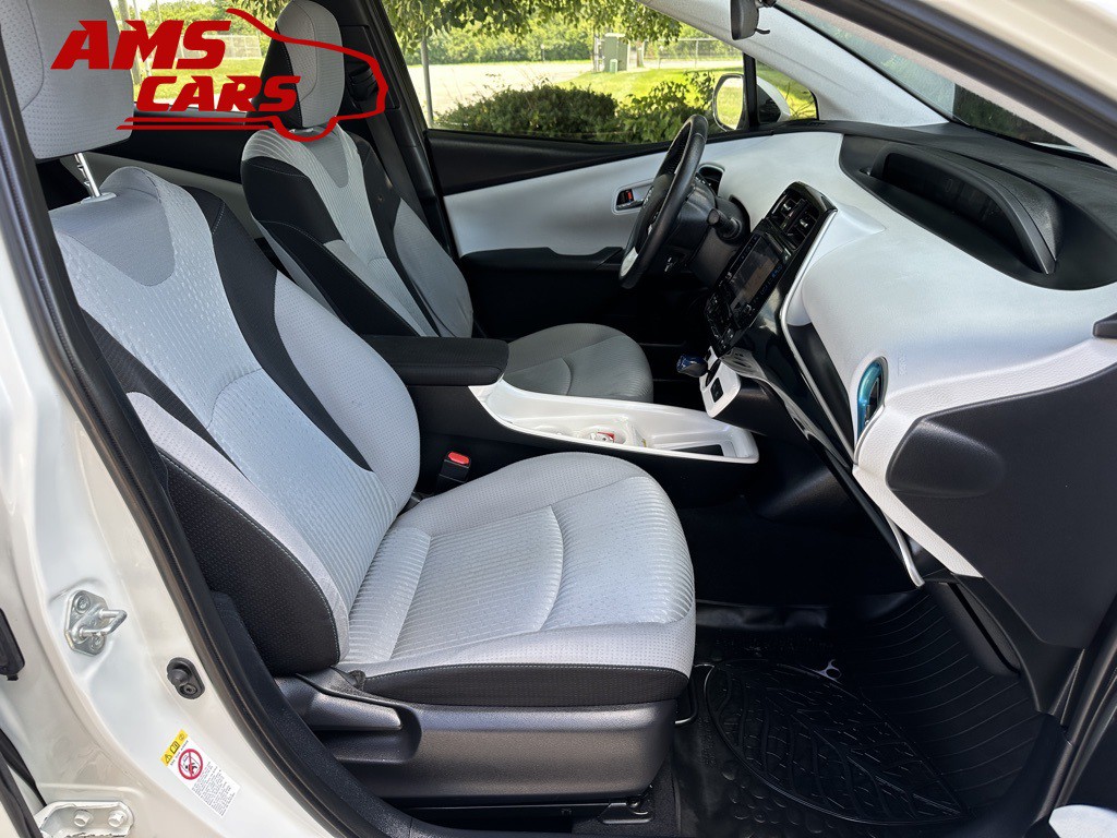 2017 Toyota Prius Image 18